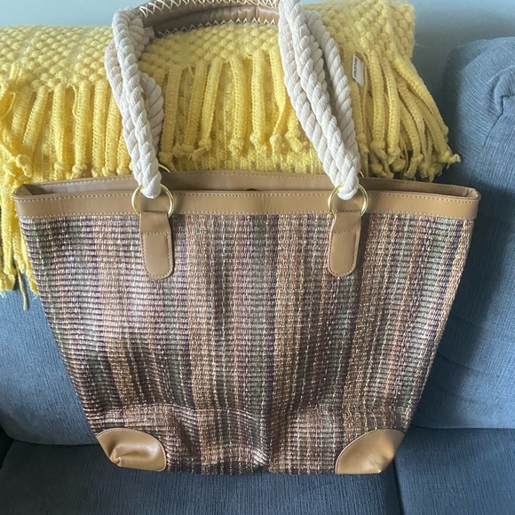 Tote bag - Picture 1 of 2